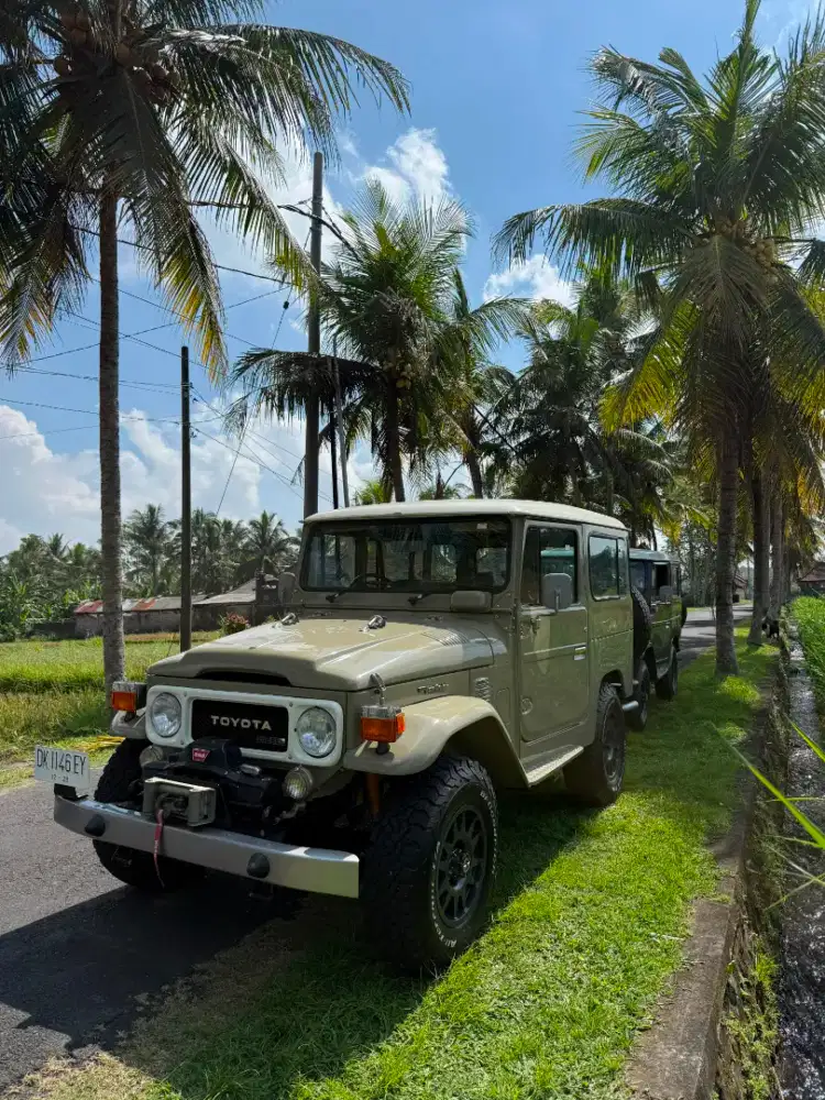 Toyota land cruiser fj40 hardtop th 80