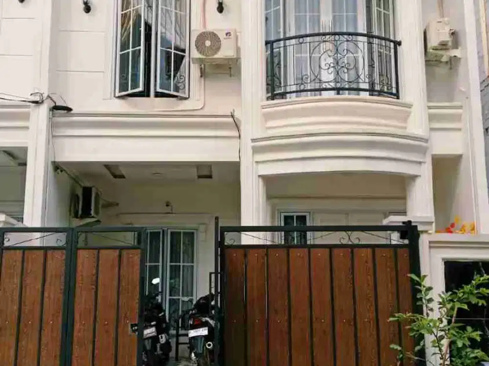 Di Jual Rumah 2 Lantai Full Furnitur  Nempel GDC Depok