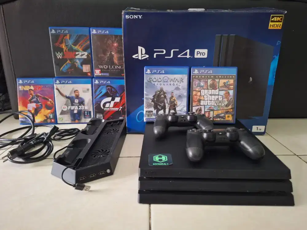PS4 Pro 1 TB (CUH-7218B)