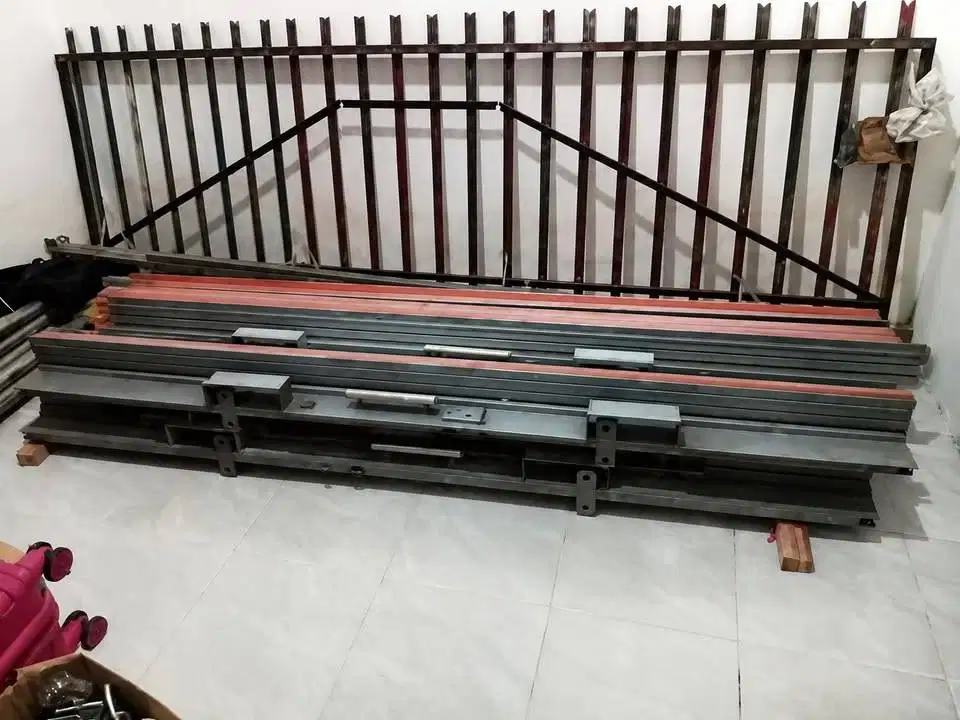 PAGAR BESI BEKAS 3 METER