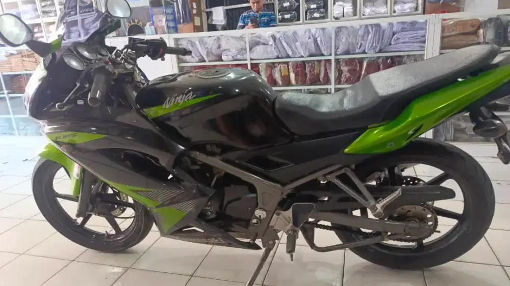 Jual Motor kawasaki ninja rr