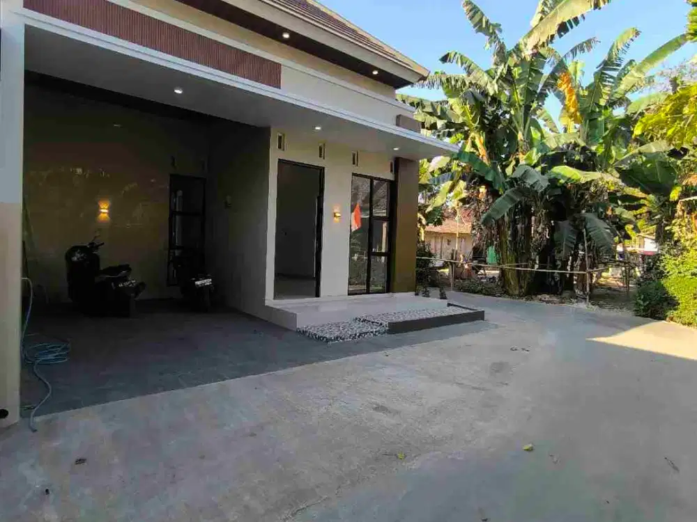 DIJUAL RUMAH BARU SIAP HUNI DI BARAT PASAR CEBONGAN