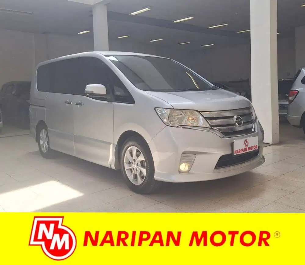 Nissan Serena 2.0 Highway Star AT 2013