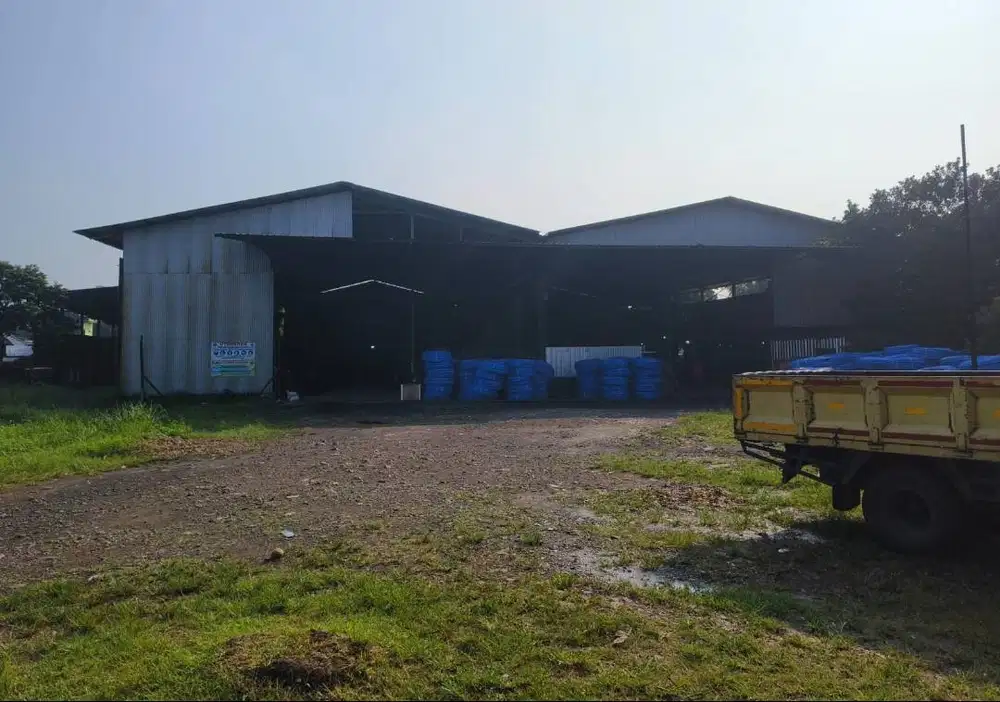 DISEWAKAN WORKSHOP DENGAN HOIST LOKASI DEKAT SERPONG
