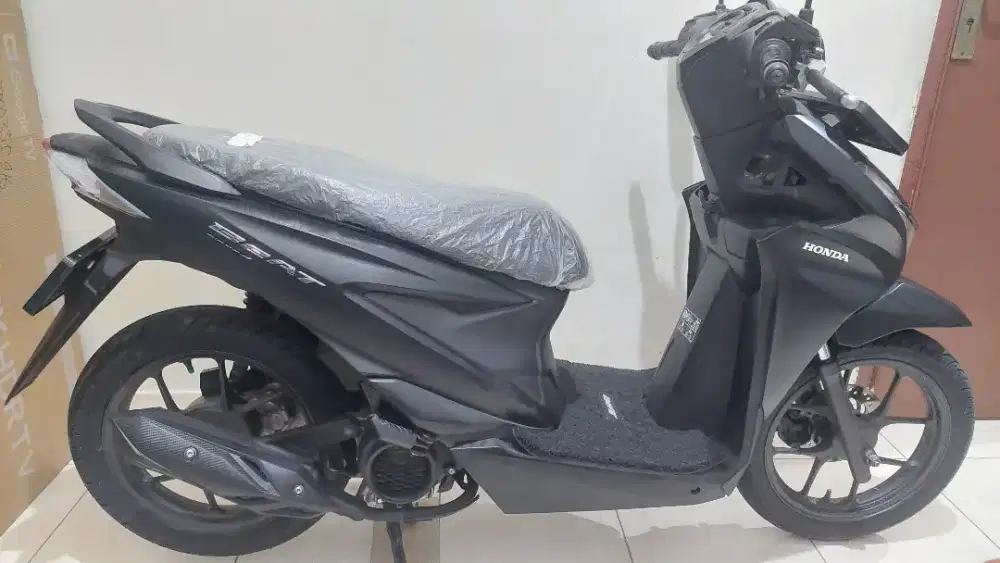 NEW BEAT DELUXE 2024 GRESS LIKE NEW