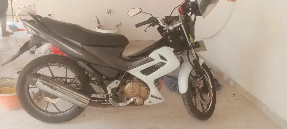 Satria fu karbu komplit, pajak jalan