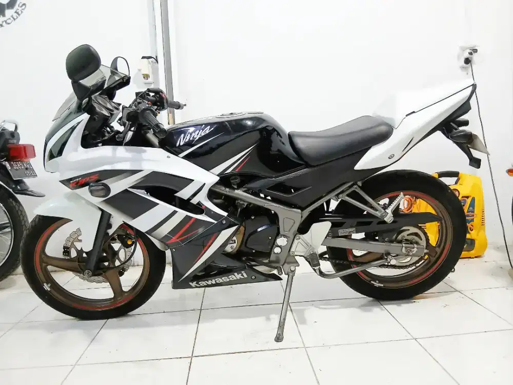 NINJA RR LIMITED EDITION ISTIMEWA TH 2015
