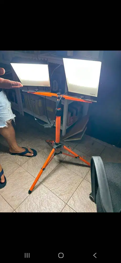2 Standing Lamp