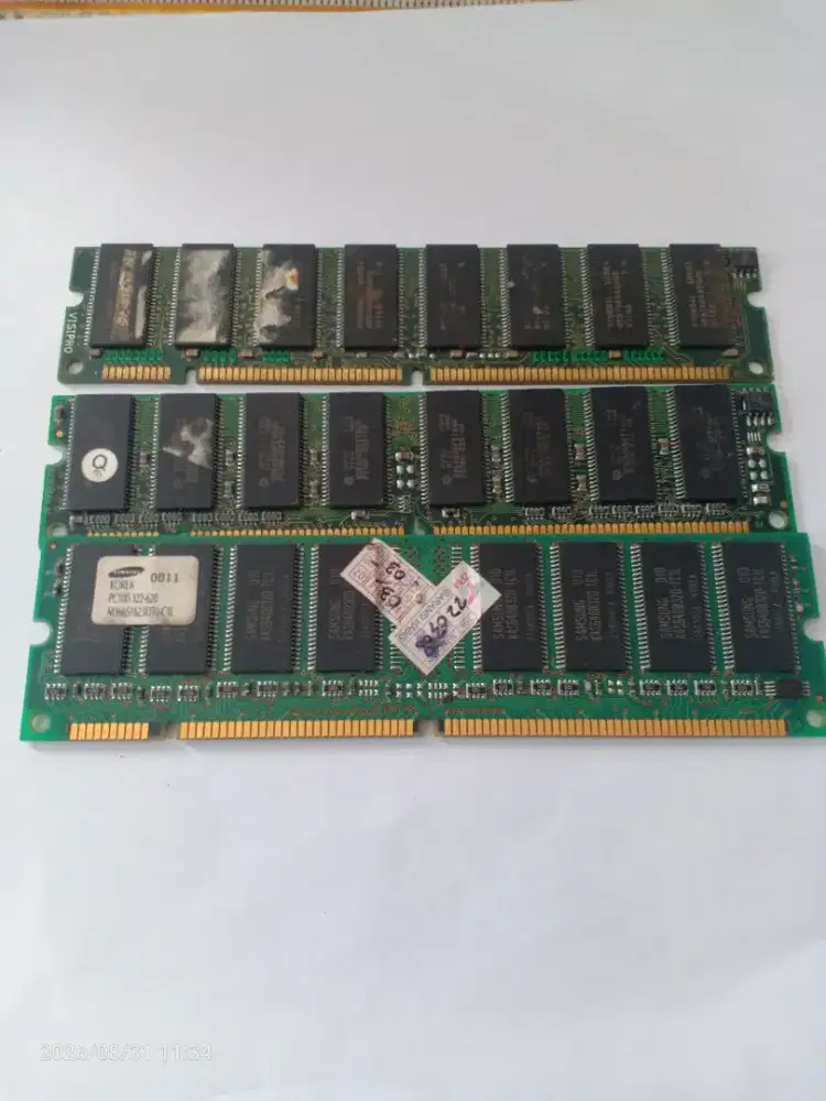 Ram DDR 1 kapasitas 1G (jumlah 3pcs)