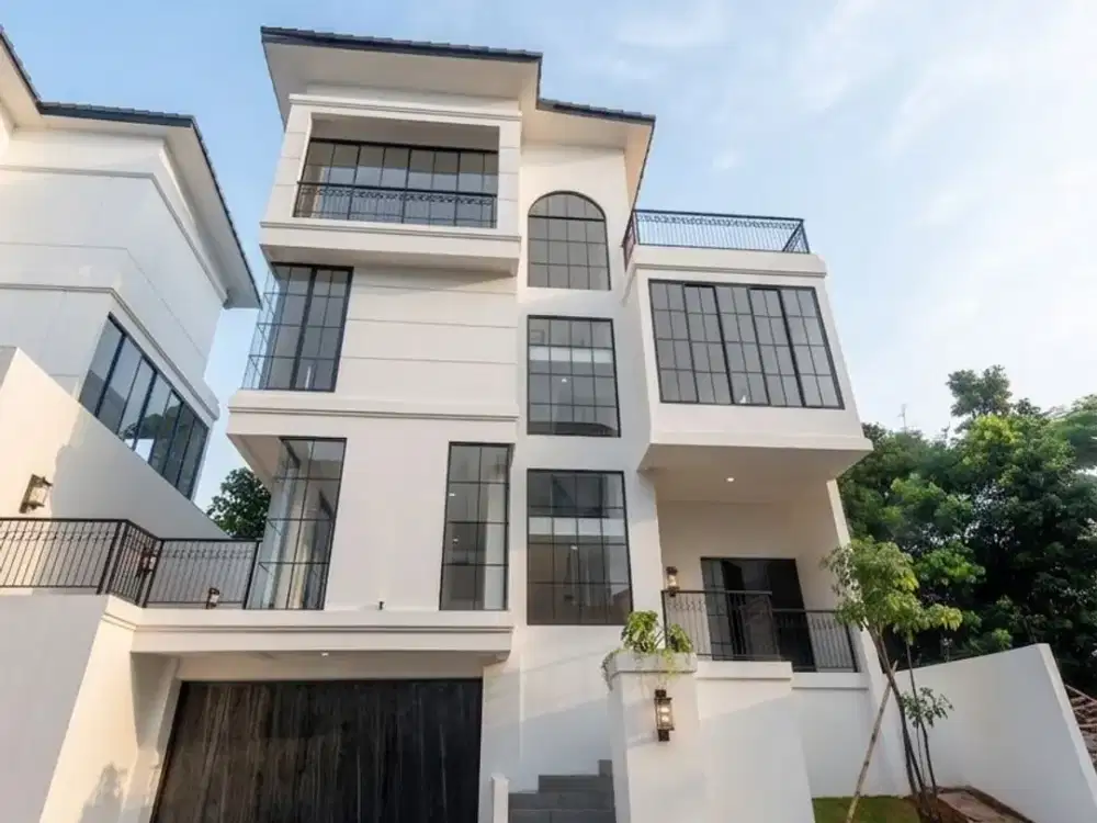 Rumah Mewah 3 Lantai with Pool Jagakarsa Dekat Ragunan & Transmart Cilandak
