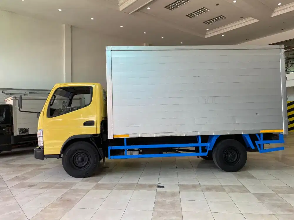 Truk Canter 4rdLong Th2020 Box Tg-1