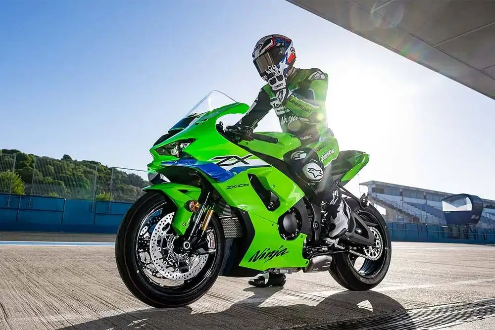 DIBUTUHKAN ASISTEN MEKANIK BENGKEL KAWASAKI & TVS CIKARANG KALIMALANG