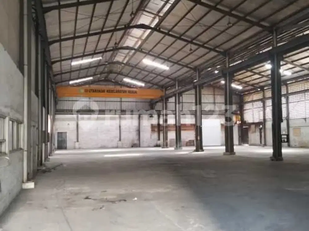 Gudang Jurumudi Tangerang Kota, Pinggir Jalan, LB 2046