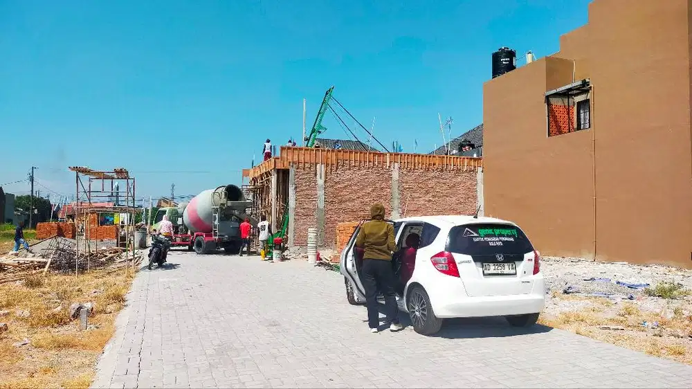 Perumahan murah Gentan Regency 3. Lokasi strategis dekat Luwes Gentan