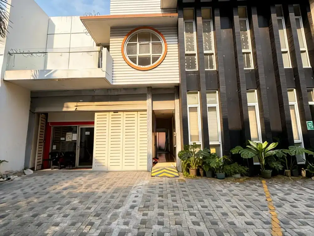 Disewakan Rumah Lantai 2 Di Prapanca JakSel Cocok Untuk Bisnis