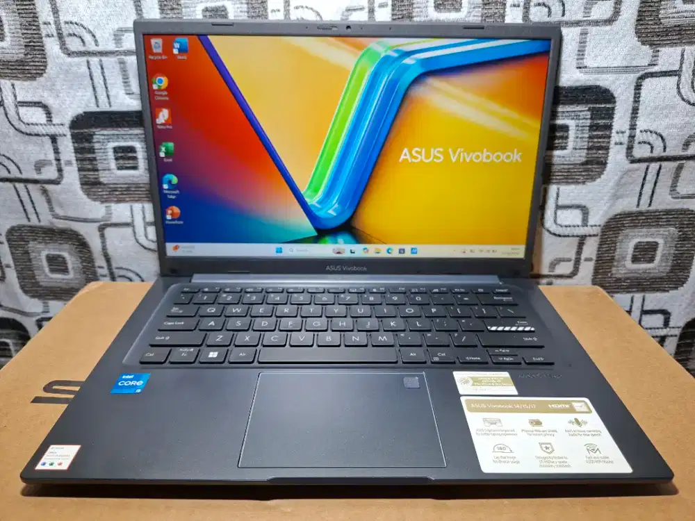 Asus VivoBook X1404VA Core i5 gen 13 garansi 2027 mulus istimewa