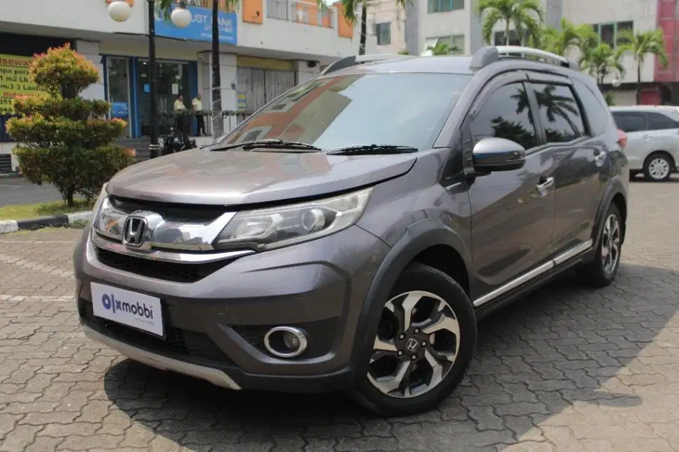 Honda BR-V 1.5 E Bensin-AT 2017 Putih