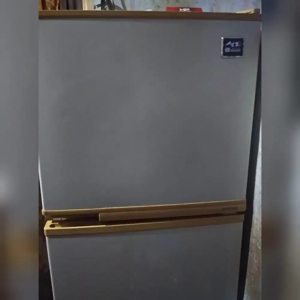 Daichi Kulkas 2 Pintu Normal Dingin Beku Joss No Kendala Siap Pakai