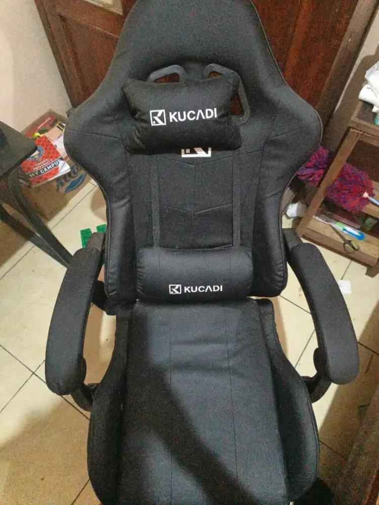 Kursi gaming kucadi