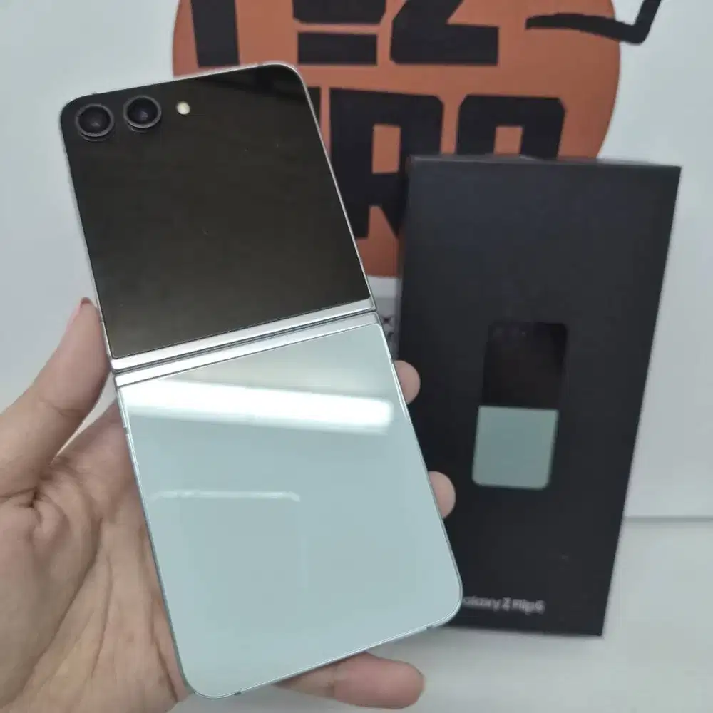 Samsung Galaxy Z Flip 5 8/512GB Mint No Kendala EX Resmi Indonesia