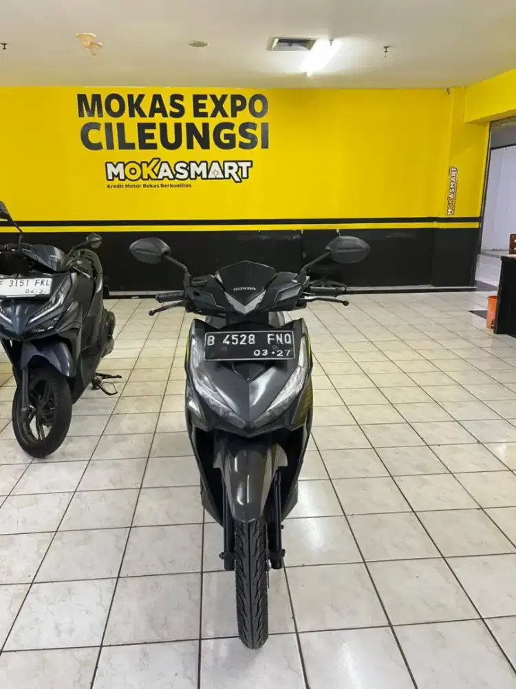 Dijual motor Honda Vario 125 cbs 2018