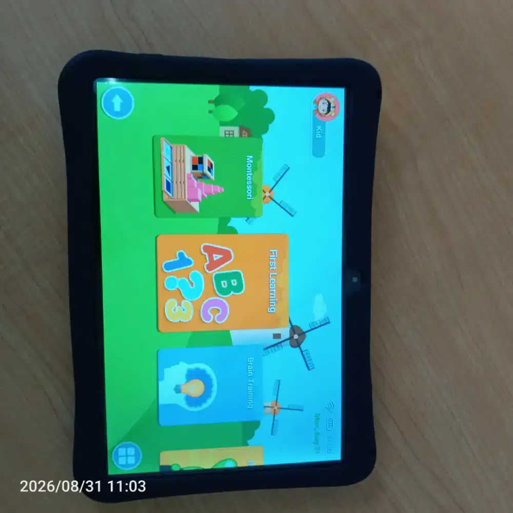 Tab anak 10 inch mulus fungsi normal