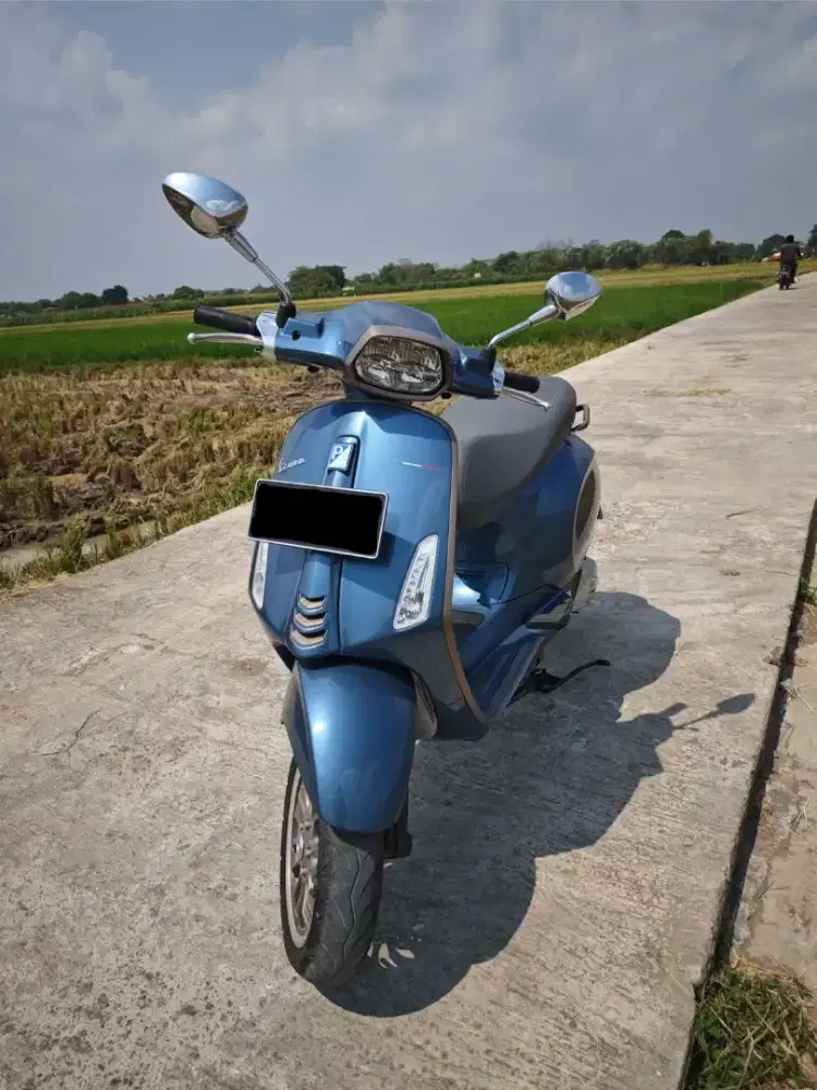 PIAGGIO VESPA SPRINT 10th ANNIVERSARY 150 I GET ABS TAHUN 2021