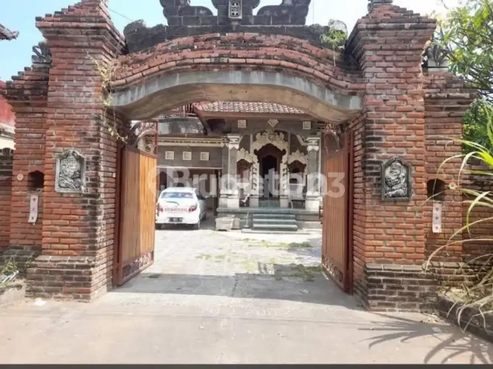 RUMAH 2 LANTAI LUAS DAN STRATEGIS DI SINGARAJA