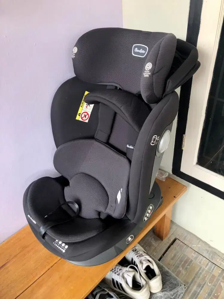 Baby Car Seat Cocolatte 360 Phases Like New