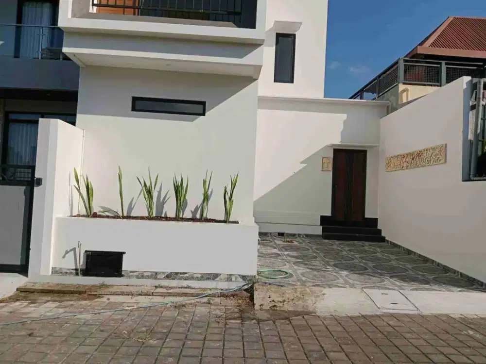 Di jual villa baru jalan Melang kaja, Kutuh , Badung , Bali