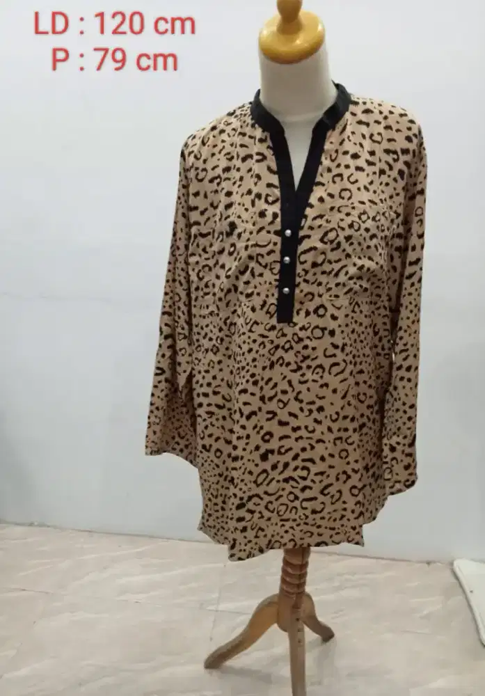 Blouse Motif Leopard