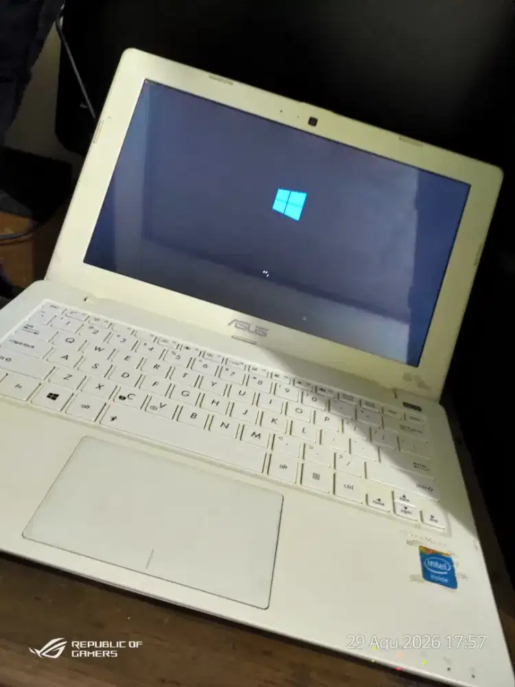 Notebook asus minus batre droop