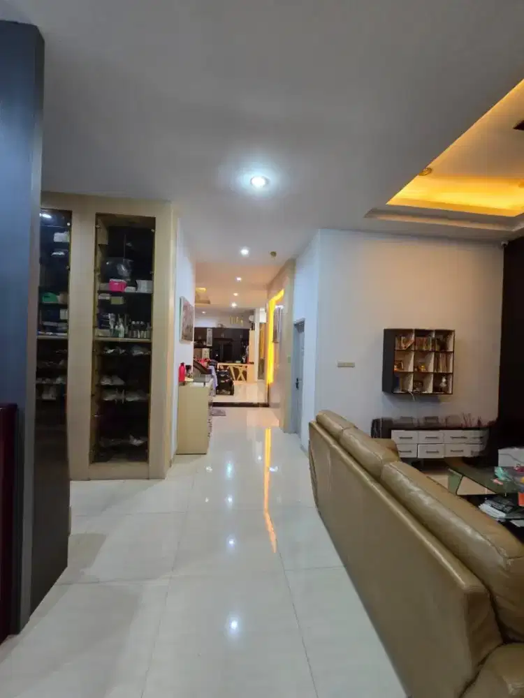 DIJual Villa Mutiara Residence 8x22 Fully Furnished, Lux.
