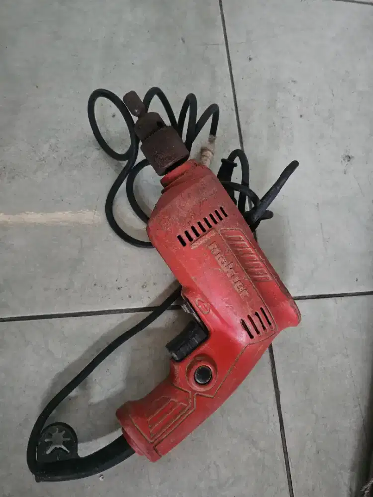 Bor tangan merk maktec