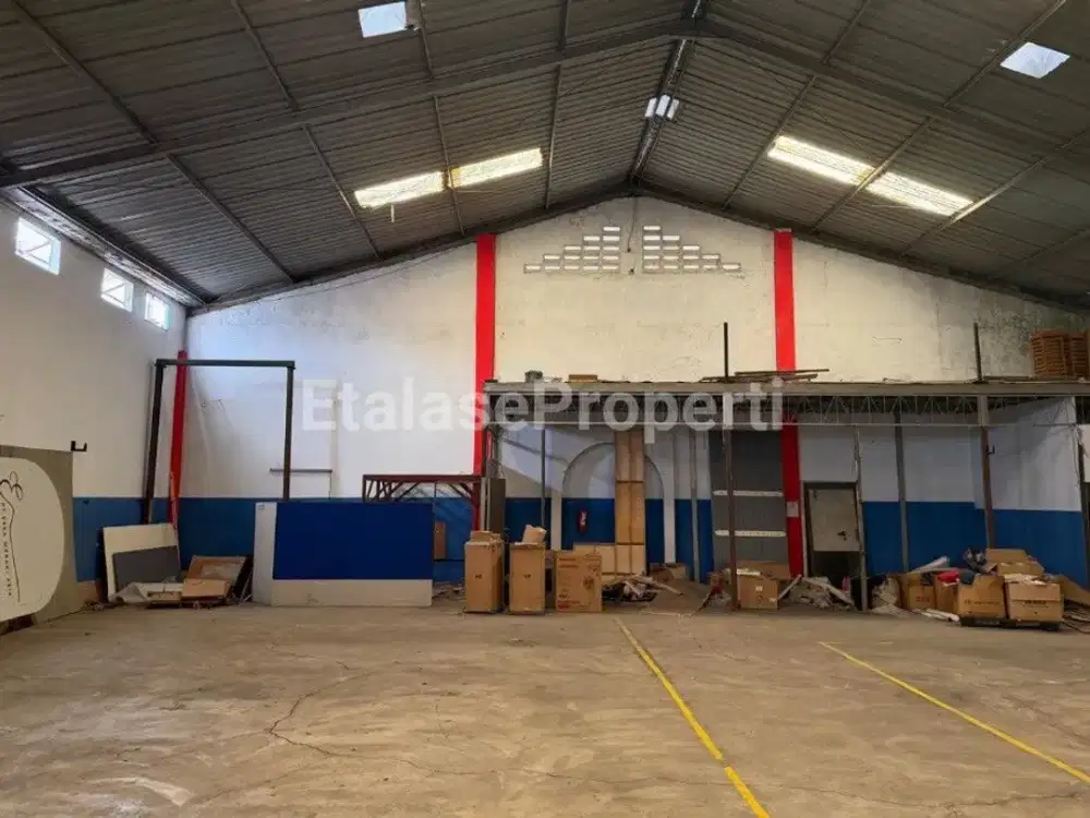 Disewakan gudang lontar