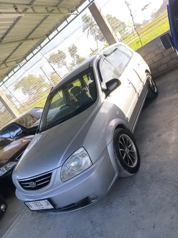 KIA CARENS II 2003