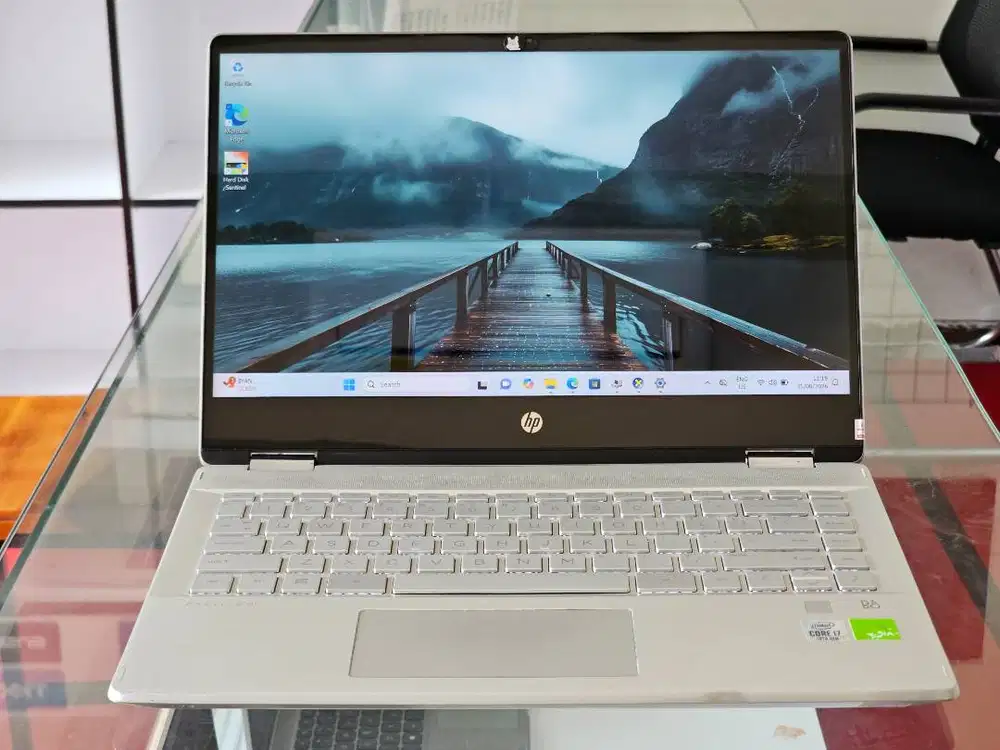HP Pavilion X360 intel Core i7 Gen 10 Ram 16 GB SSD 512 GB Nvidia MX 2