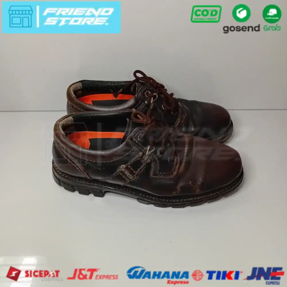 SEPATU KULIT PAKALOLO ORIGINAL UK. 41 (SECOND)