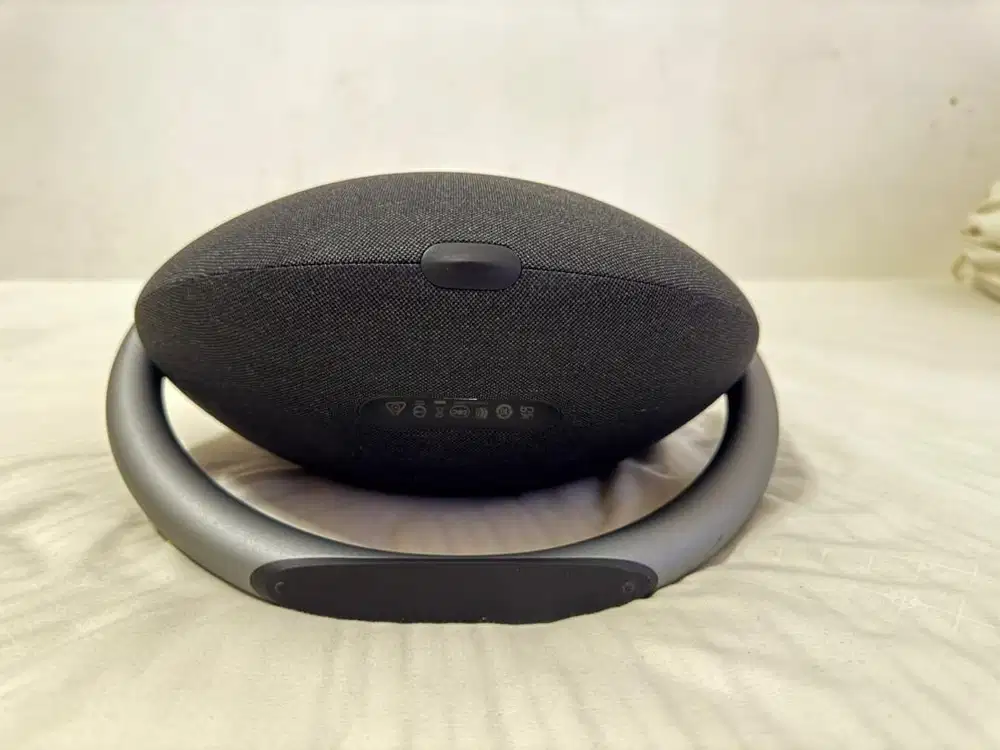 Harman Kardon Onyx Studio 7