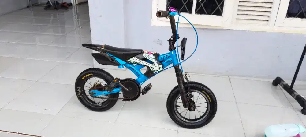 Bismillah sepeda kekecilan uk 12 Merk wimcycle