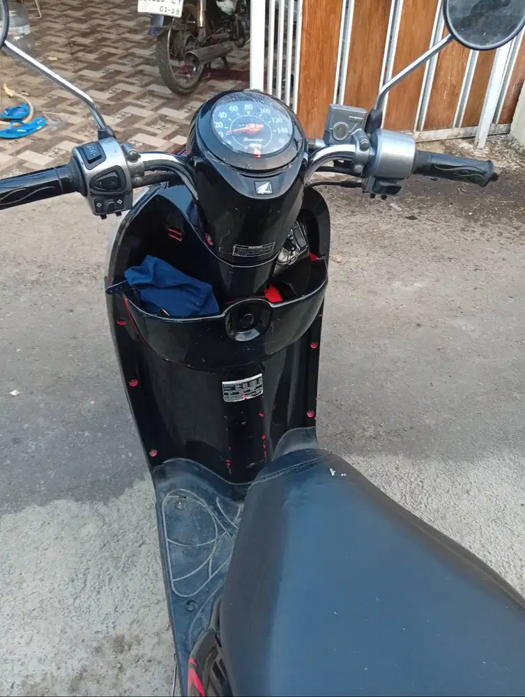 Honda Scoopy 2013