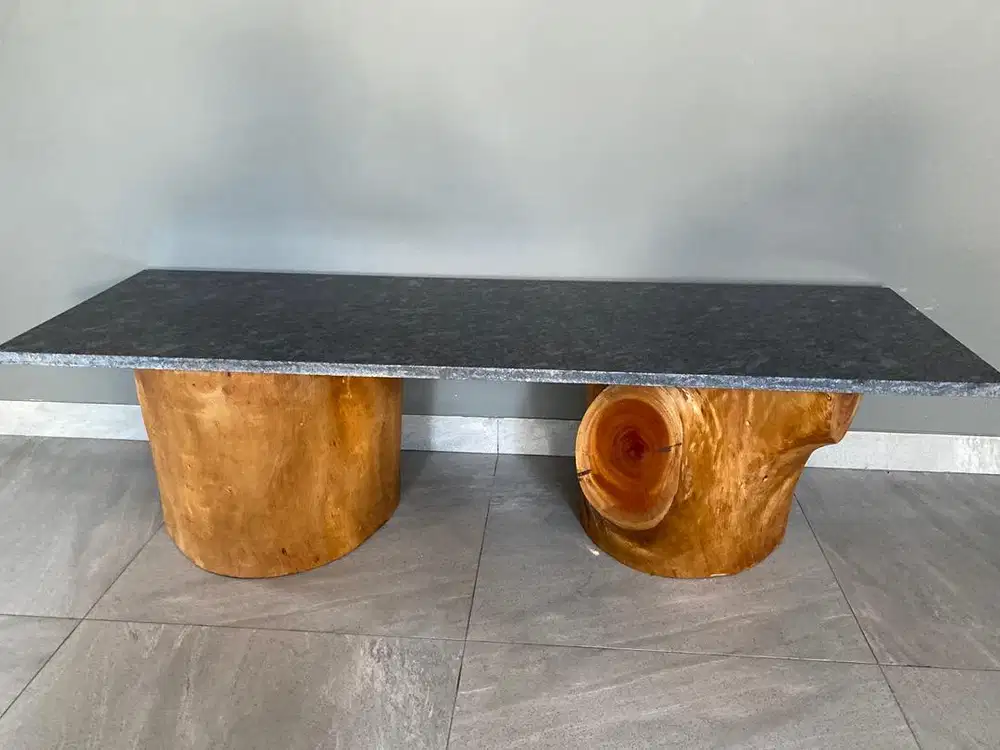 Meja tv kaki kayu solid, papan granit
