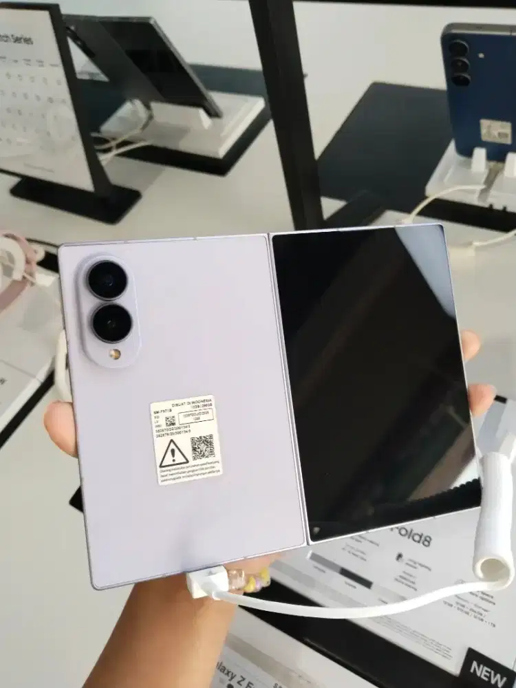 Kredit Samsung Galaxy z fold 8