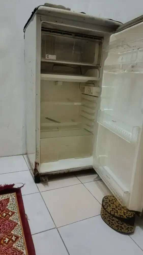 Kulkas 1 pintu normal