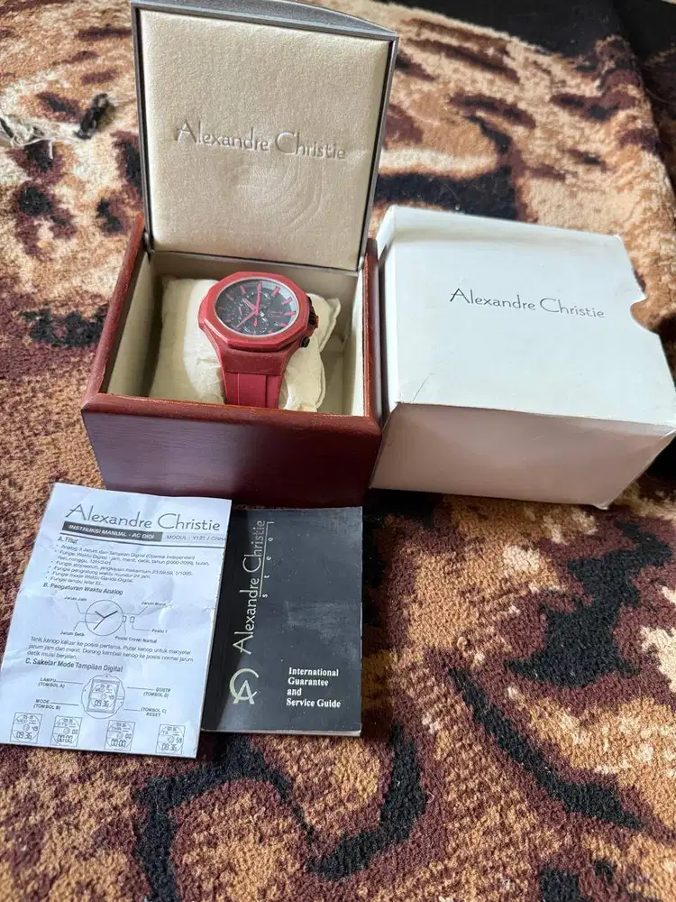 2 Pcs Jam Alexandre Christie