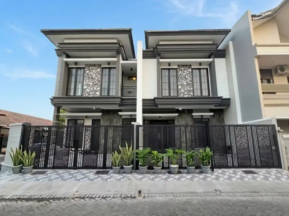 Rumah Manyar Tompotika NEW MINIMALIS carport 2, row 2.5 mobil
