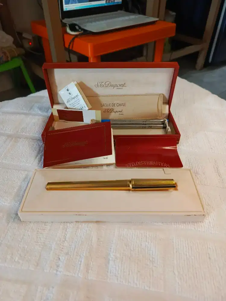 Pulpen / Pena Vintage S.T. Dupont Paris Original Gold