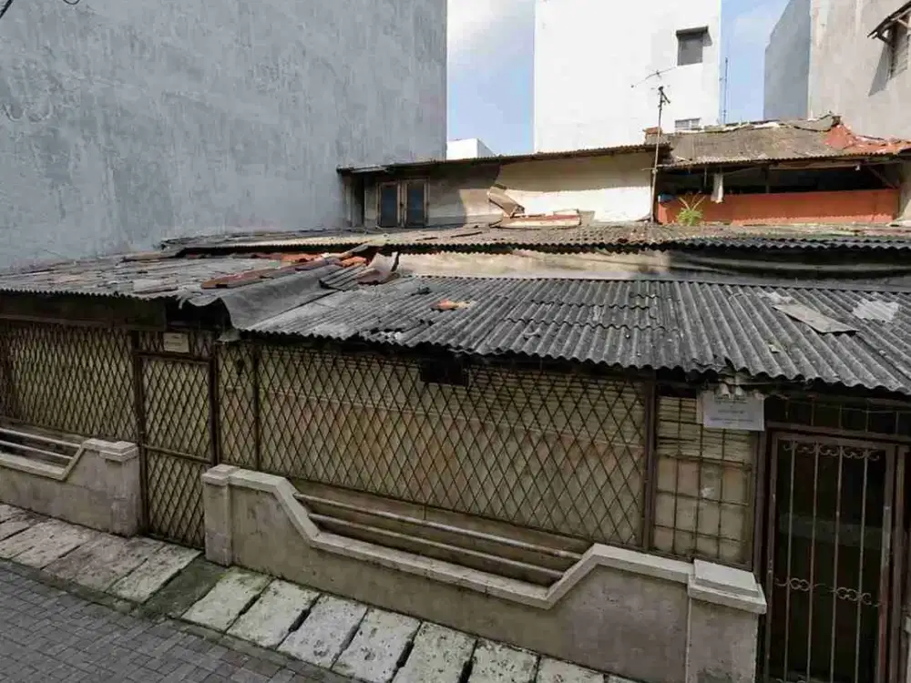 DIJUAL TANAH + BANGUNAN – PADEMANGAN | LOKASI STRATEGIS!