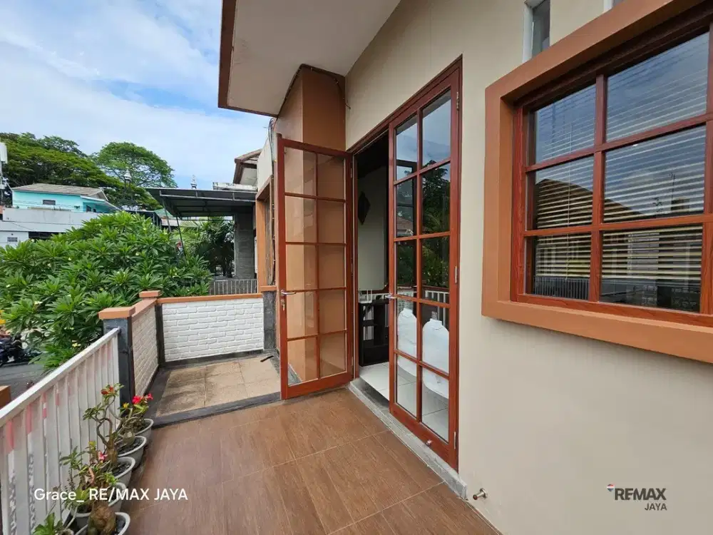 Rumah Bagus Terawat 4 Kamar Dijual di Pemogan Denpasar Selatan