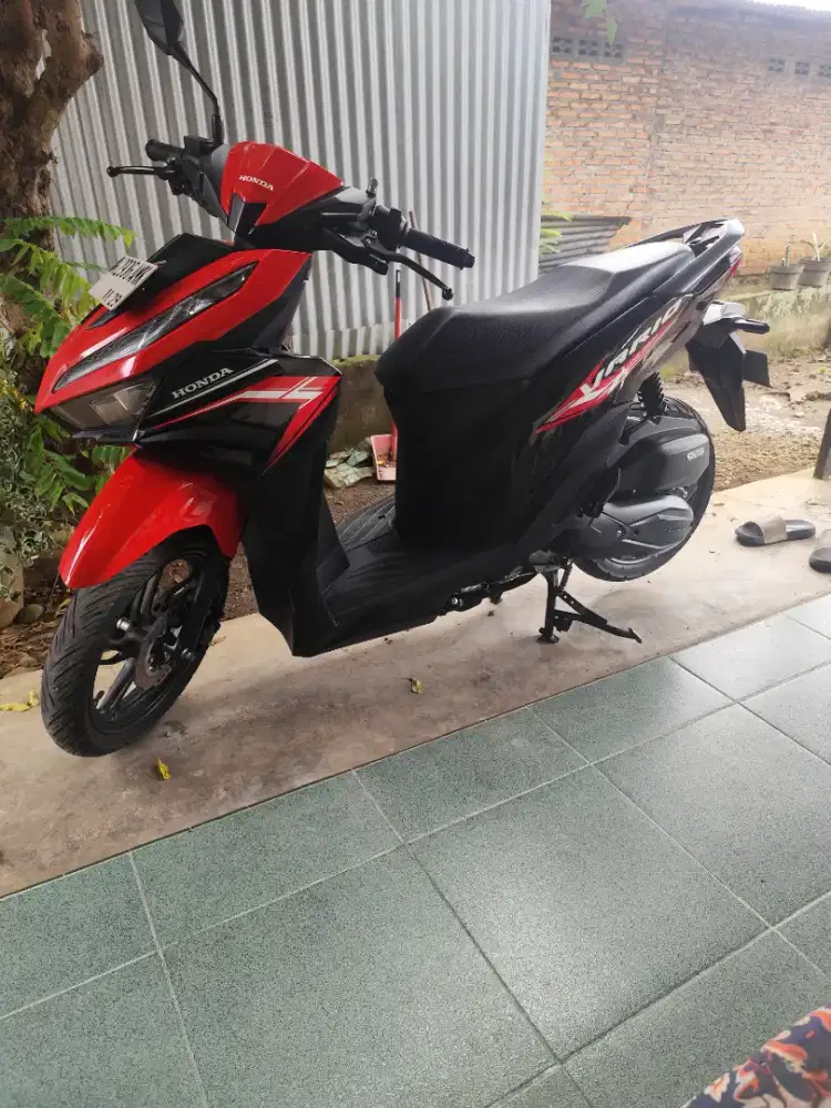 Dijual honda vario 125 tahun 2024